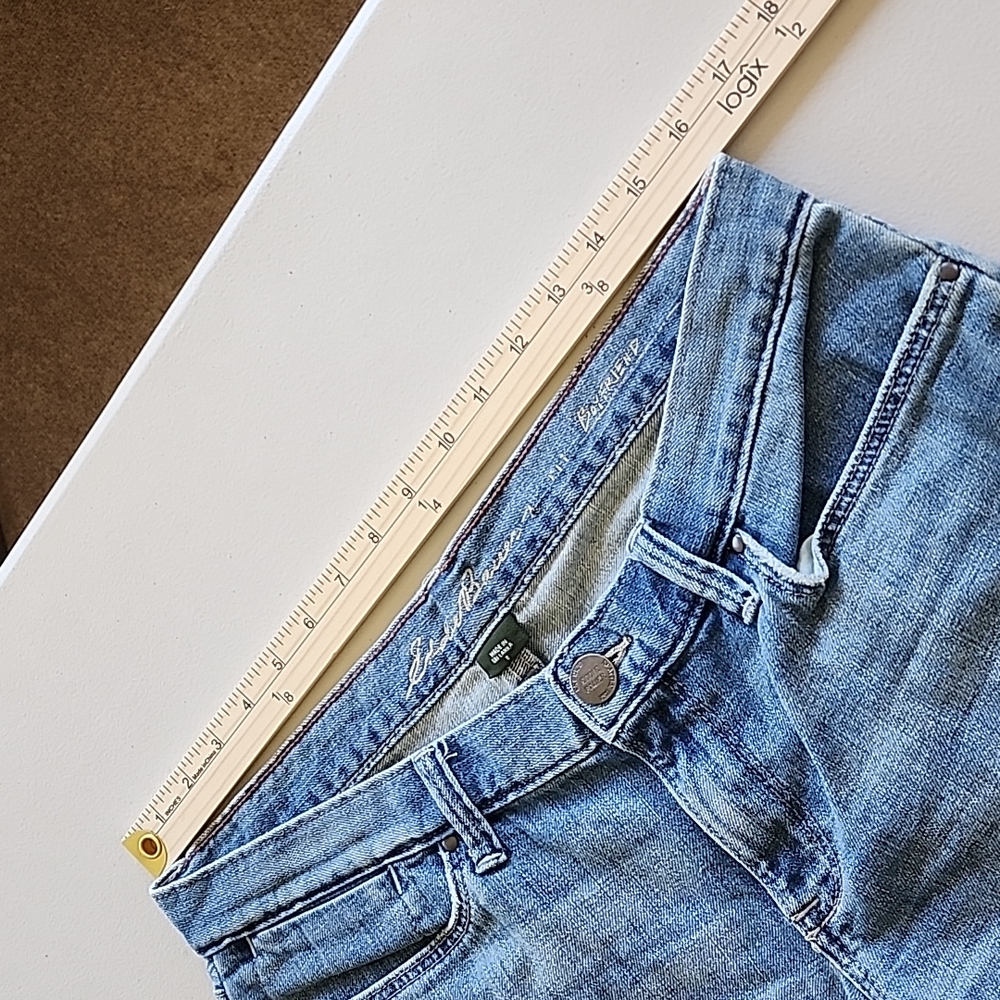 Women's Eddie Bauer Boyfriend Jean shorts - Picture 4 of 8